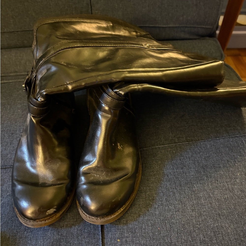 Black Leather Boots